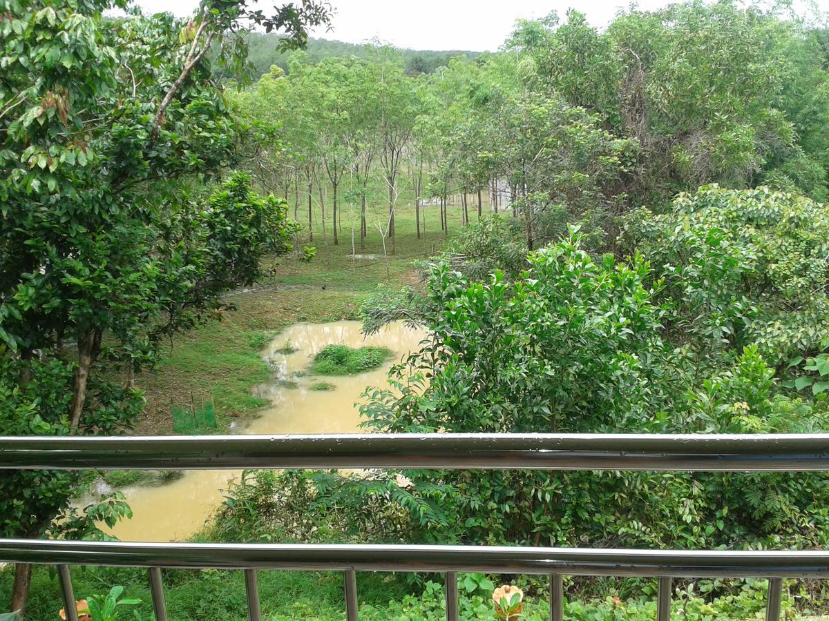 Nananuira Apartment&Room Khao Lak Bagian luar foto